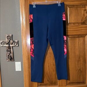 Navy Leggings with Pink and Black Accents. Zyia light n tights